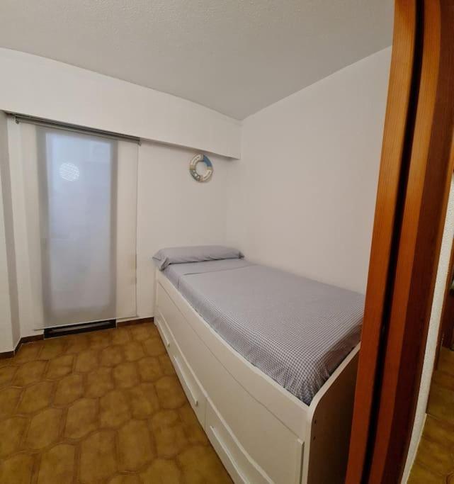 Precioso Apartamento En Cullera, Con Piscina Junto A La Playa Kültér fotó